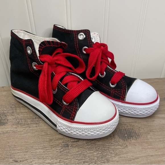 Kids sz 7 Toddler Black, White and Red Canvas Sneaker Bundle of 3 Everyday use - Picture 9 of 15